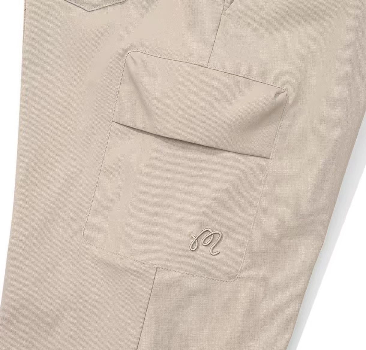 Malbon Women's Lightweight Solid Jogger Pants Khaki golf jogger pants front view