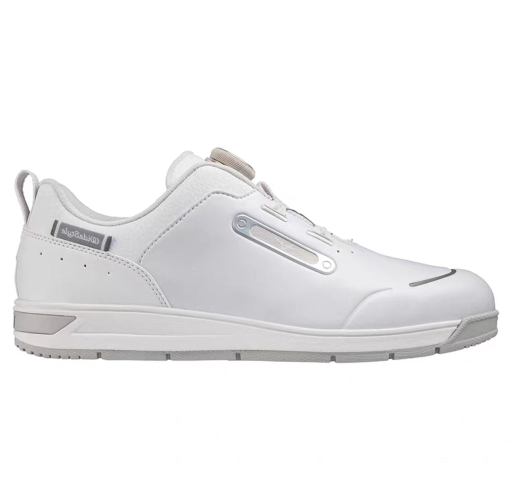 Mizuno Women’s Breathable Spikeless White Golf Shoes - main product image